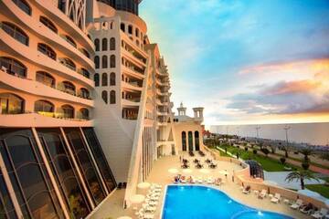 Отель The Grand Gloria Hotel Батуми